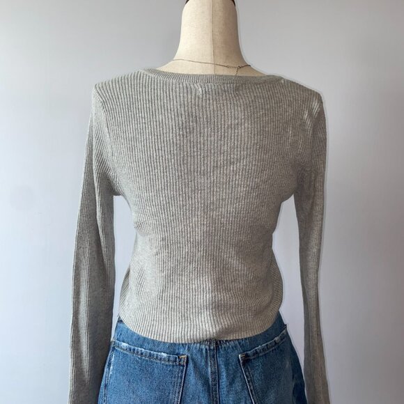 American Eagle Round Neck Crop Top Ribbed Grey Long Sleeve Sweater Size Medium - Picture 4 of 7